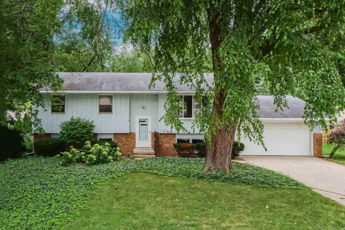 109 S Bone Drive, Normal, IL 61761 - #1
