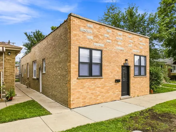7120 W Highland Avenue, Chicago, IL 60631