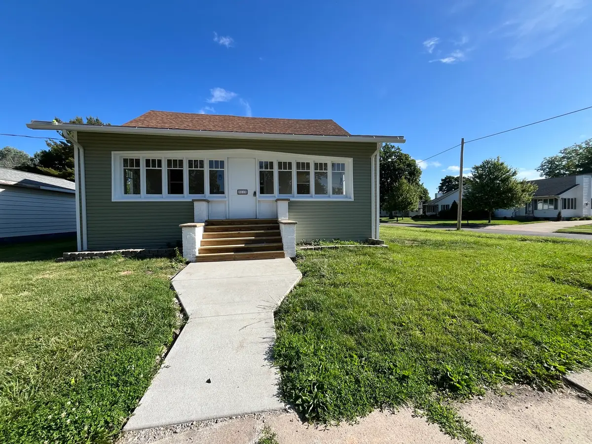 112 E South Street, Granville, IL 61326 - #1