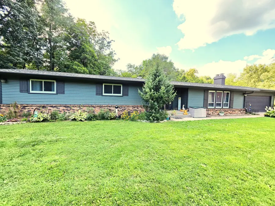 9910 207th Street, Illinois City, IL 61259 - #2