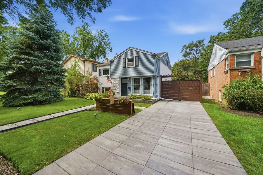 704 Long Road, Glenview, IL 60025 - #2