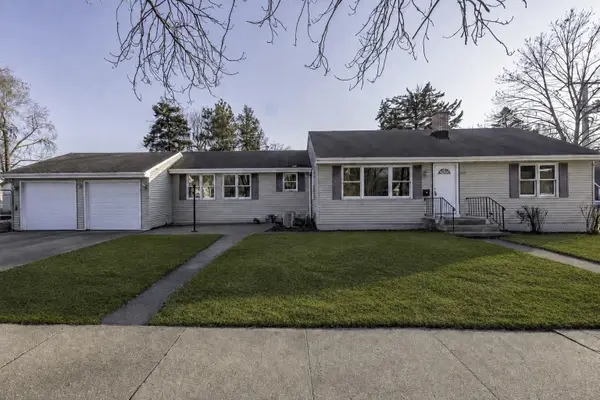 821 12th Street, North Chicago, IL 60064