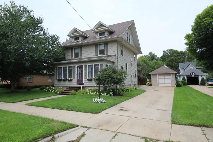 410 E Hurlbut, Belvidere, IL 61008 - #3