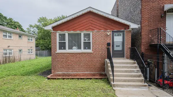 9207 S Greenwood Avenue, Chicago, IL 60619