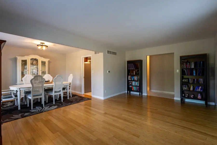 1122 S Benson Boulevard, Freeport, IL 61032 - #2