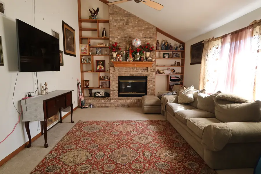 2166 Jordan Lane, Elgin, IL 60123 - #3