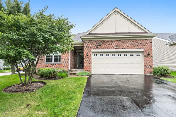 957 Laguna Lane, Pingree Grove, IL 60140