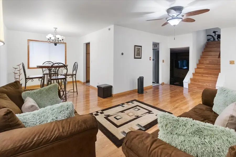 5646 Fernwood Court, Matteson, IL 60443 - #3
