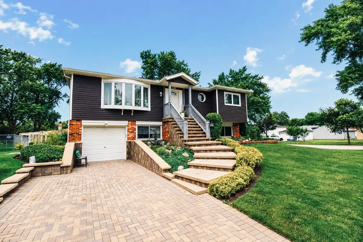 500 Redwood Lane, Schaumburg, IL 60193 - #1