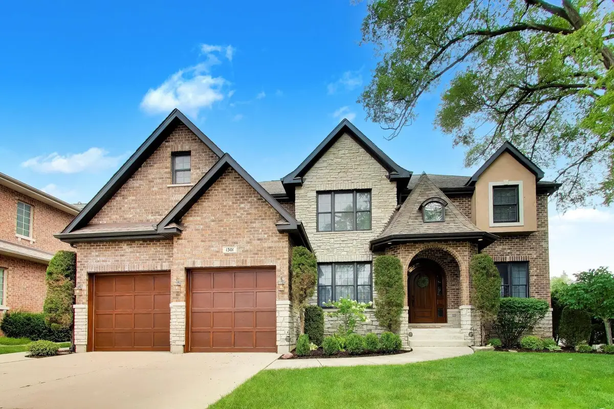 1301 N Chicago Avenue, Arlington Heights, IL 60004 - #1