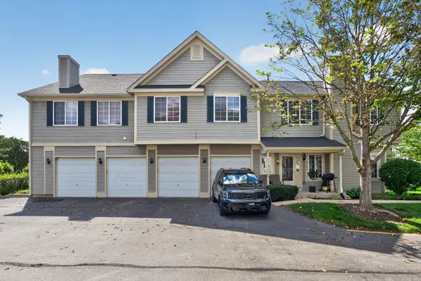 319 Windsor Court #B, South Elgin, IL 60177