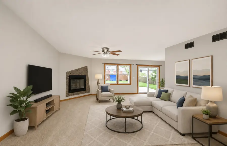 506 Old Country Way, Wauconda, IL 60084 - #3