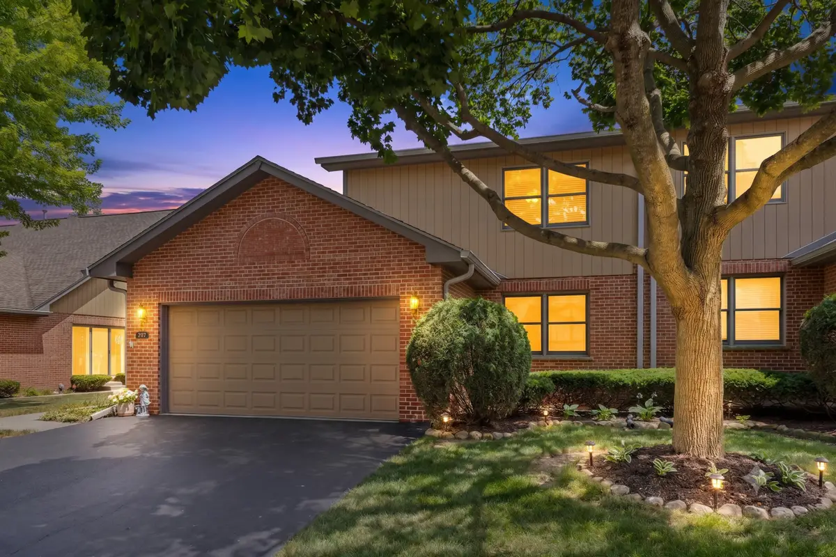 207 Ashley Way, Bloomingdale, IL 60108 - #1