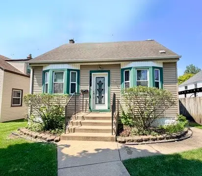 10806 S Whipple Street, Chicago, IL 60655 - #1