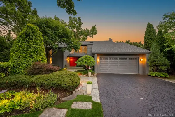 11515 Burr Oak Lane, Burr Ridge, IL 60527