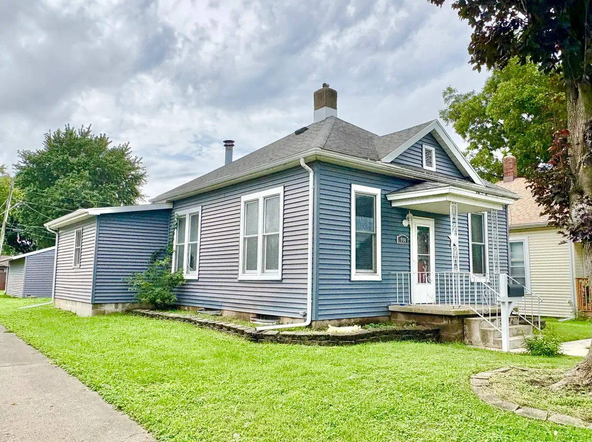 906 Van Buren Street, Streator, IL 61364 - #1