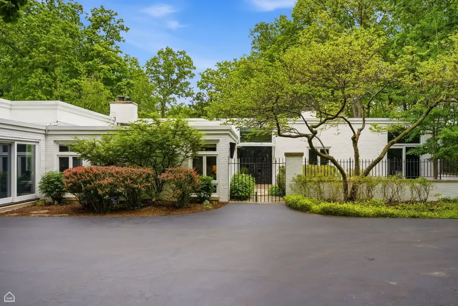 1540 Grant Road, Northbrook, IL 60062 - #2