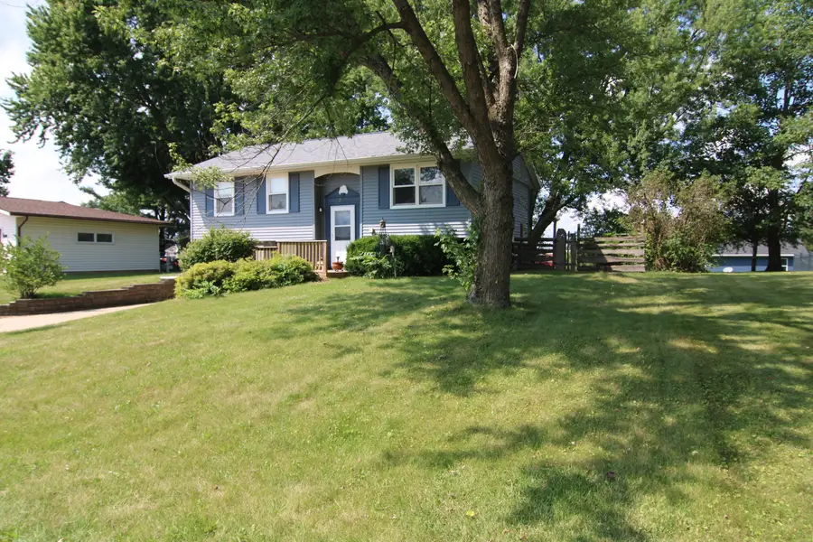 212 Valley View Drive, Orangeville, IL 61060 - #2