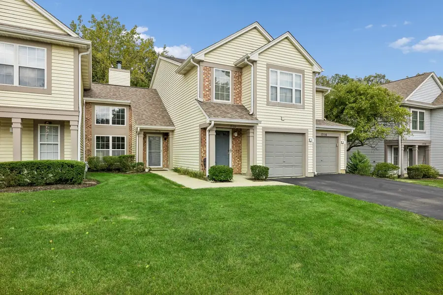 17116 W Cunningham Court, Libertyville, IL 60048 - #2