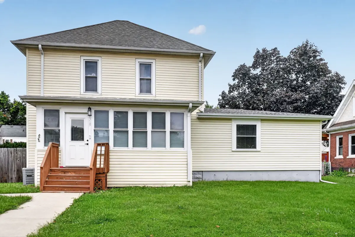 315 N 12th Street, Rochelle, IL 61068 - #1