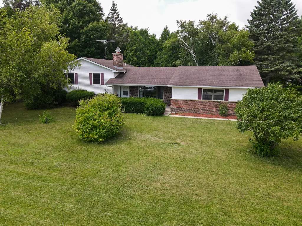 42886 N Washington Avenue, Winthrop Harbor, IL 60096 - #1