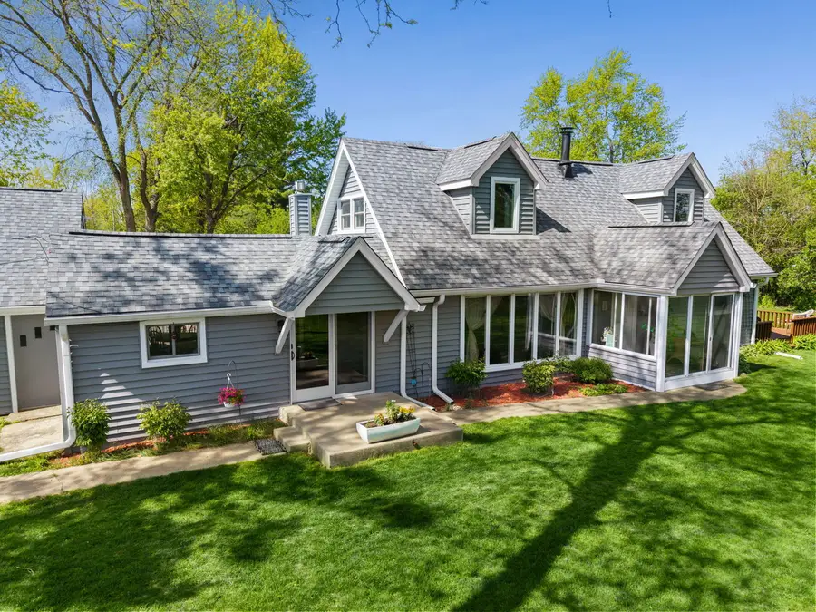 1080 Cardinal Drive S, Lake Zurich, IL 60047 - #3