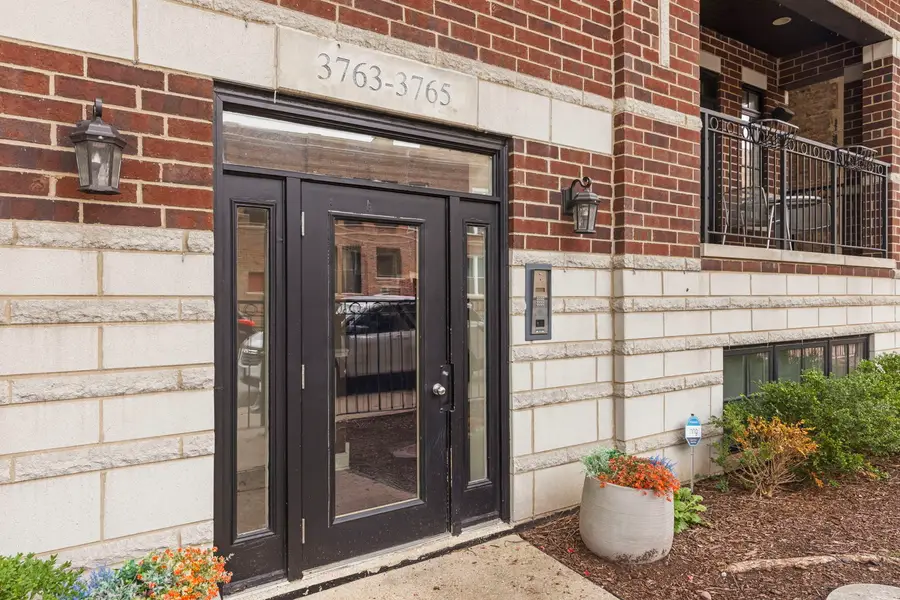3763 N Wilton Avenue #GS, Chicago, IL 60613 - #2