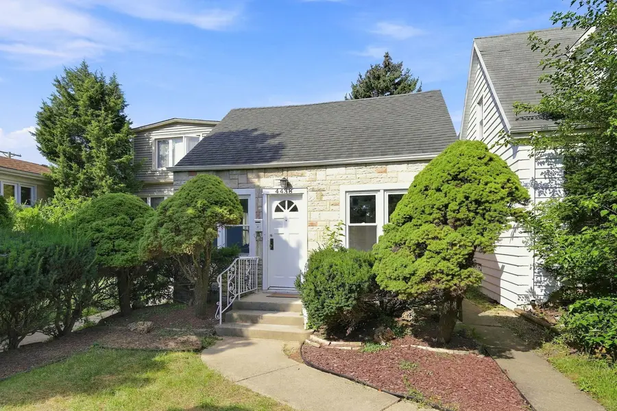 4438 N Narragansett Avenue, Harwood Heights, IL 60706 - #2