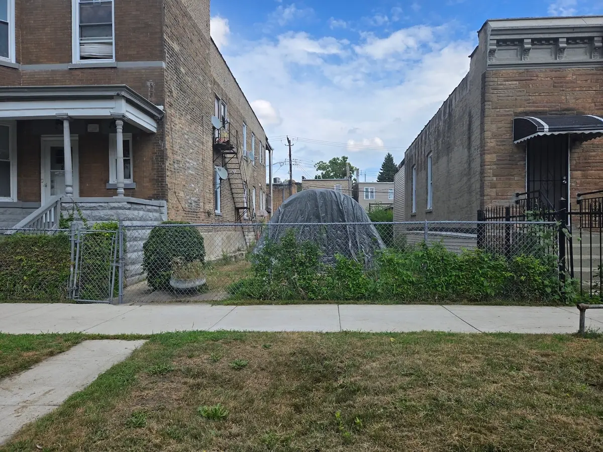 2103 S Trumbull Avenue, Chicago, IL 60623 - #1