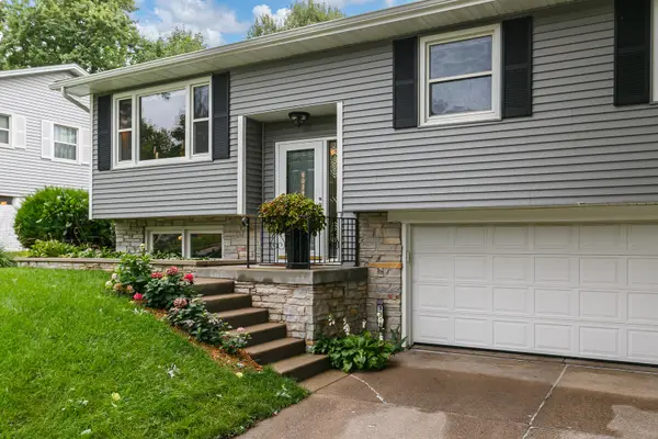 3901 18th Street, Bettendorf, IA 52722