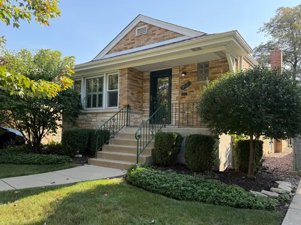 9427 S Harding Avenue, Evergreen Park, IL 60805