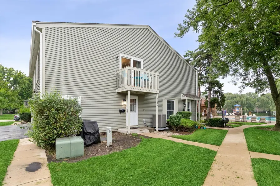 1105 Mount Vernon Court #A, Wheaton, IL 60189 - #2