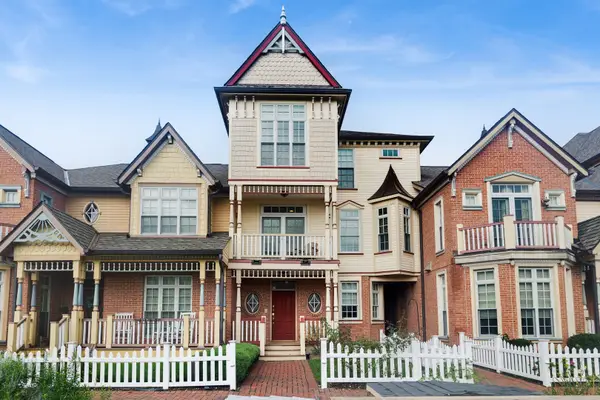 4151 Royal Mews Circle #202A, Naperville, IL 60564