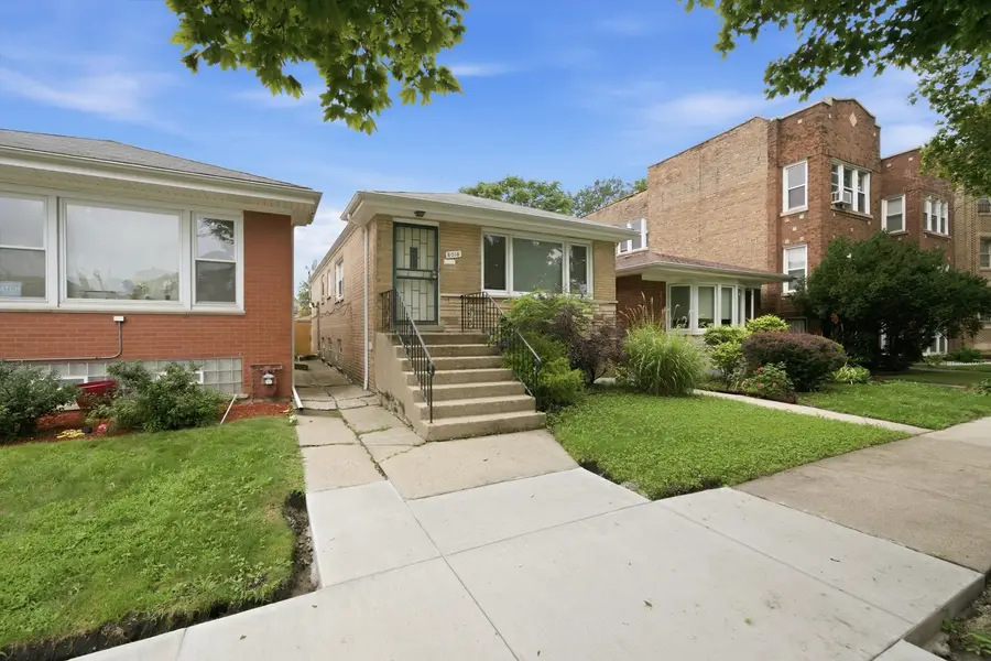 8018 S Michigan Avenue, Chicago, IL 60619 - #3