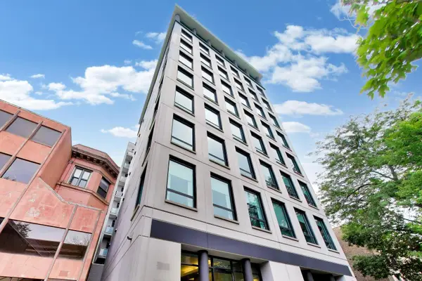 550 W Wellington Avenue #4E, Chicago, IL 60657