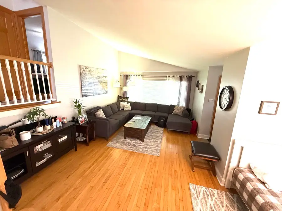 7536 Kildare Avenue, Skokie, IL 60076 - #2