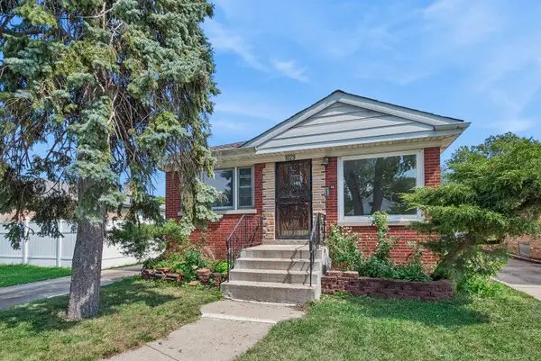 1029 Eastern Avenue, Bellwood, IL 60104