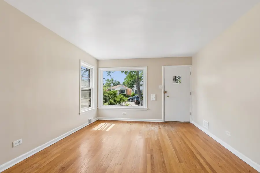 1029 Eastern Avenue, Bellwood, IL 60104 - #3