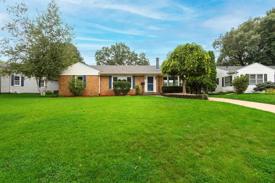 3206 35th Avenue, Rock Island, IL 61201 - #3