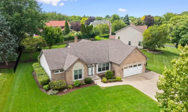644 Country Club Drive, Itasca, IL 60143