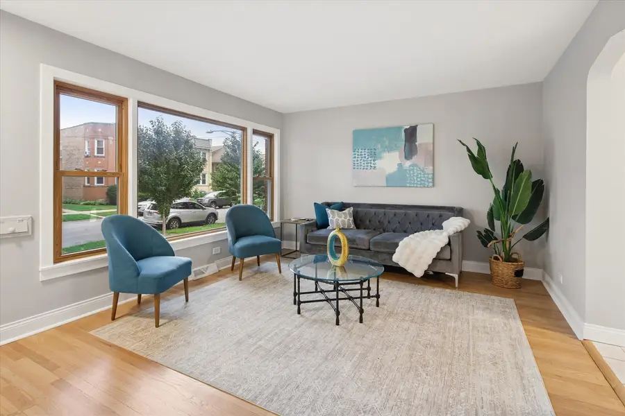 5624 N Mango Avenue, Chicago, IL 60646 - #2