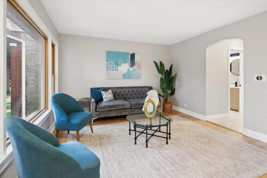 5624 N Mango Avenue, Chicago, IL 60646 - #3