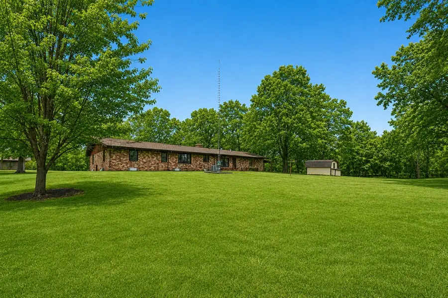 407 Ottawa Street, Morris, IL 60450 - #3