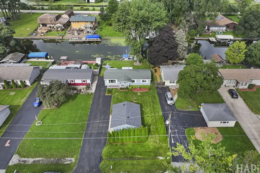 614 Livingston Street, McHenry, IL 60050 - #2