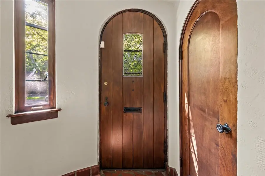 Address Withheld By Seller, Evanston, IL 60201 - #3