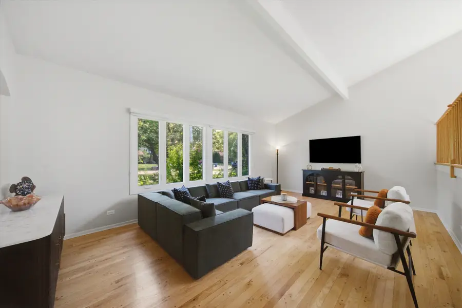1752 Mccraren Road, Highland Park, IL 60035 - #3