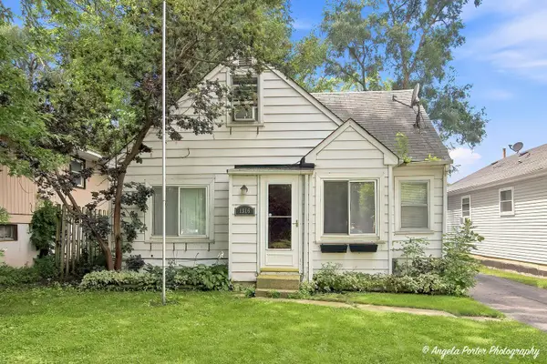 1316 N Poplar Avenue, Round Lake Beach, IL 60073