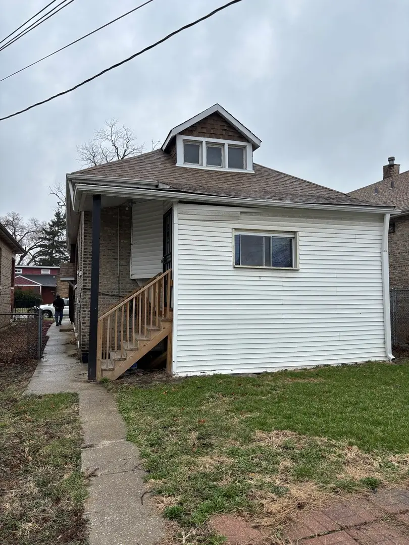 10215 S Emerald Avenue, Chicago, IL 60628 - #3