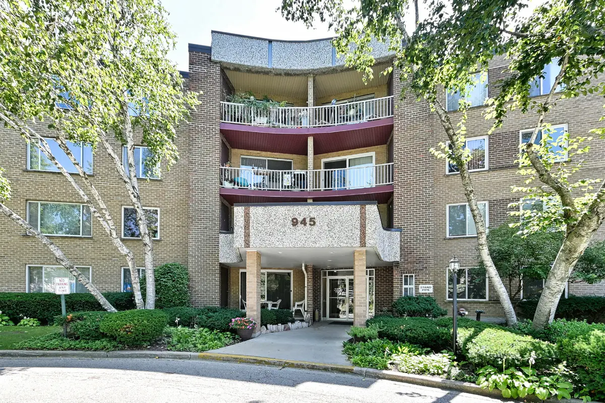 945 E Kenilworth Avenue #325, Palatine, IL 60074 - #1