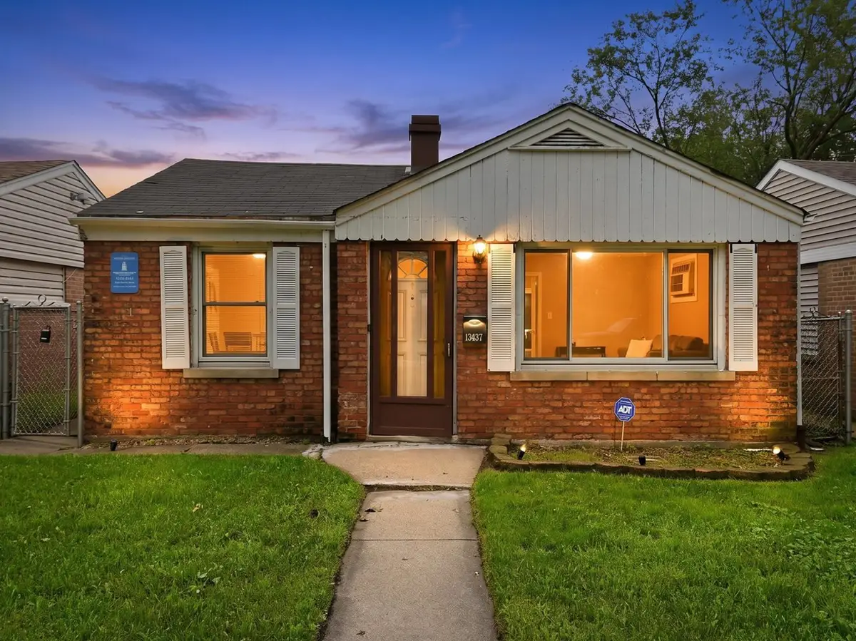 13437 S Green Bay Avenue, Chicago, IL 60633 - #1